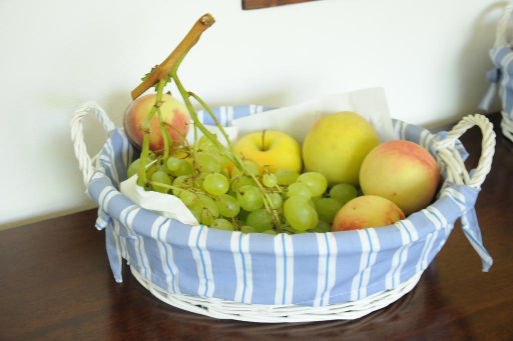 B&B La Coccarda Castell'Alfero Ngoại thất bức ảnh